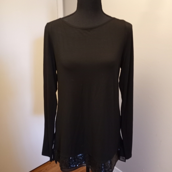 White house black market, medium, black long sleeve classy top. - Picture 1 of 3